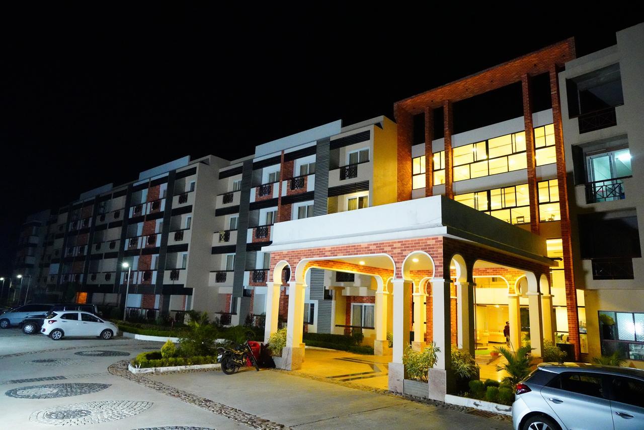 Kuttālam Five Falls Resort מראה חיצוני תמונה