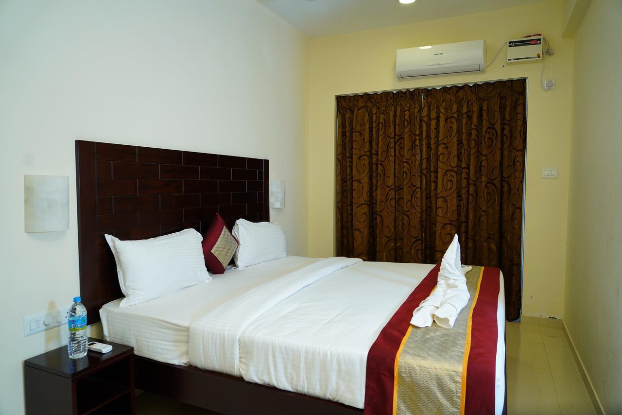 Kuttālam Five Falls Resort מראה חיצוני תמונה
