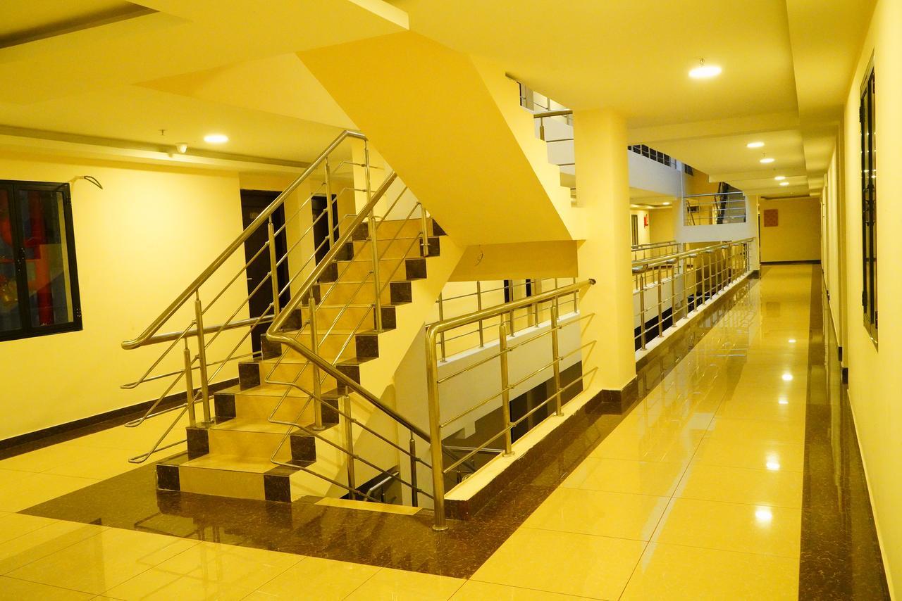 Kuttālam Five Falls Resort מראה חיצוני תמונה