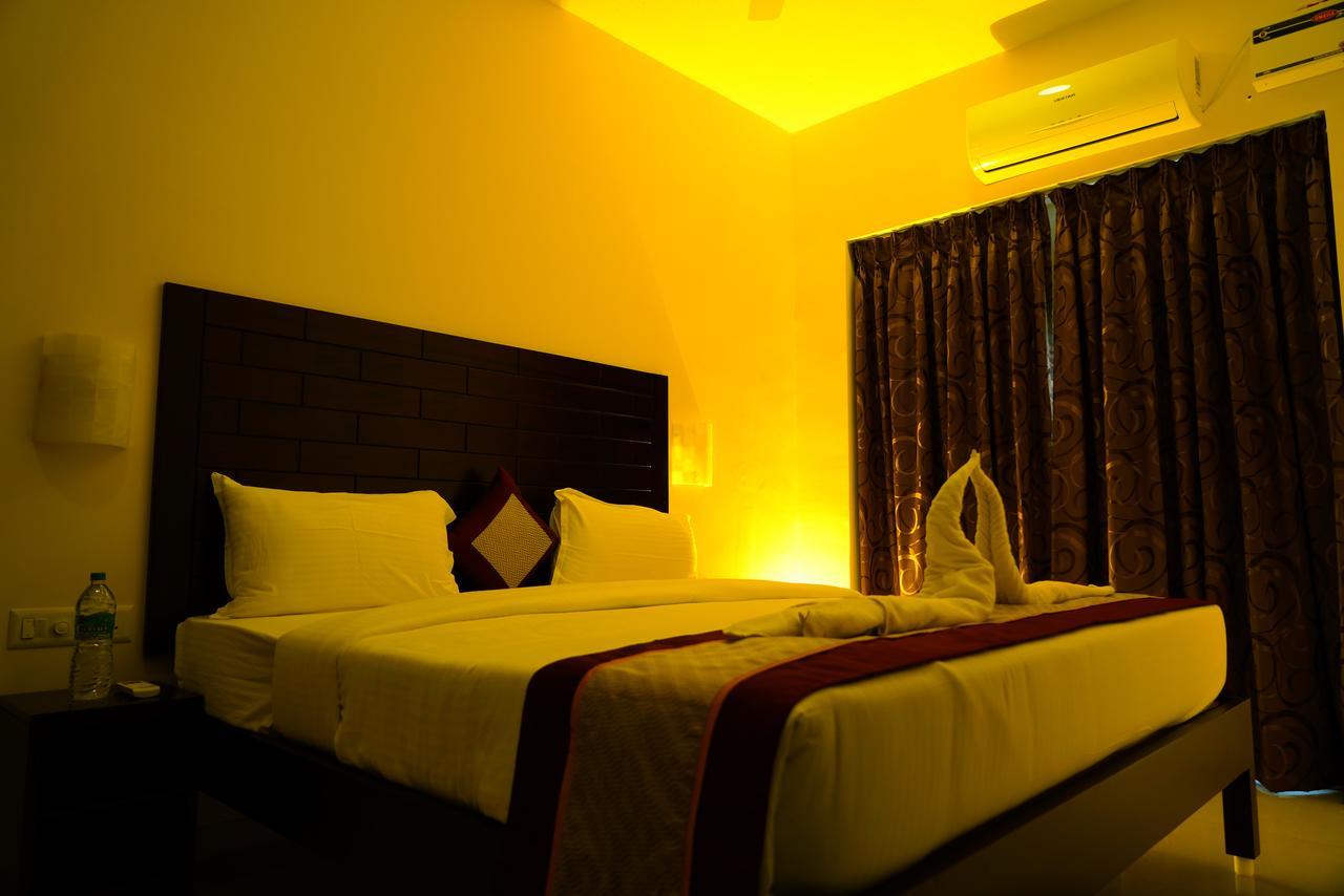 Kuttālam Five Falls Resort מראה חיצוני תמונה